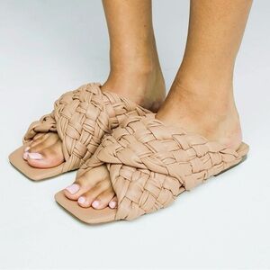 Tan Faux Leather Square Toe Woven Braided Flat Slide Sandals Size 8 ( CN 10)